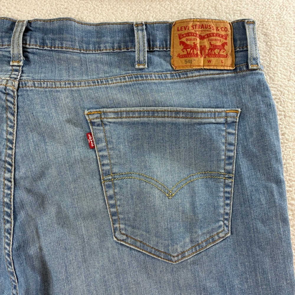 Levis 541 Athletic Taper Jeans Men 44x33 Blue Stretch Casual Faded Denim Whisker